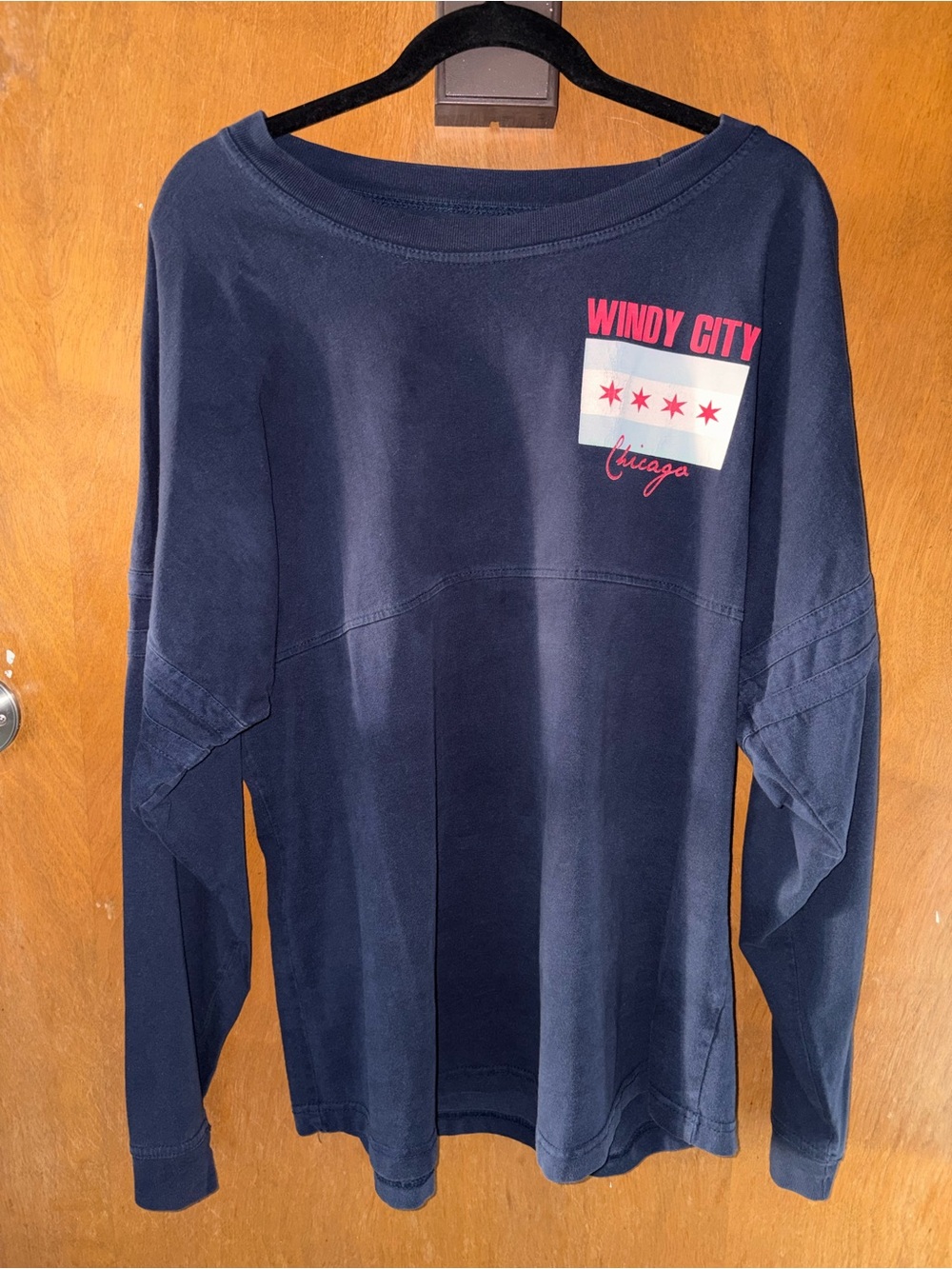 Navy 'Windy City Chicago' Long-Sleeve Graphic Sweatshirt